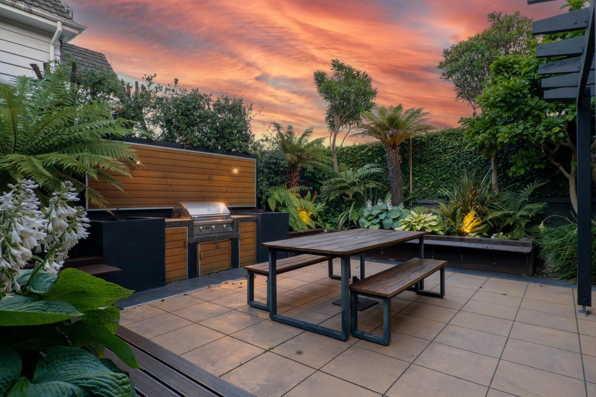 Luxurious Central City Living Christchurch Esterno foto